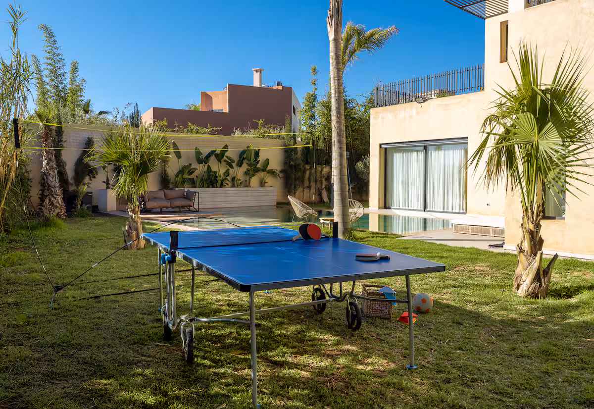 Vue extérieure table de ping pong